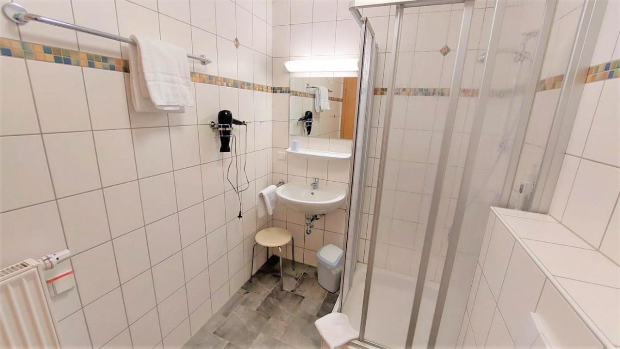 Gaestehaus Tabor Marburg Exteriör bild